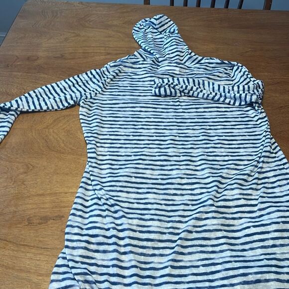 Beach Break Hooded Navy/ White Swim Cover - Picture 5 of 7